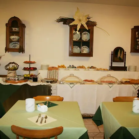 Garni Cavento Hotel
